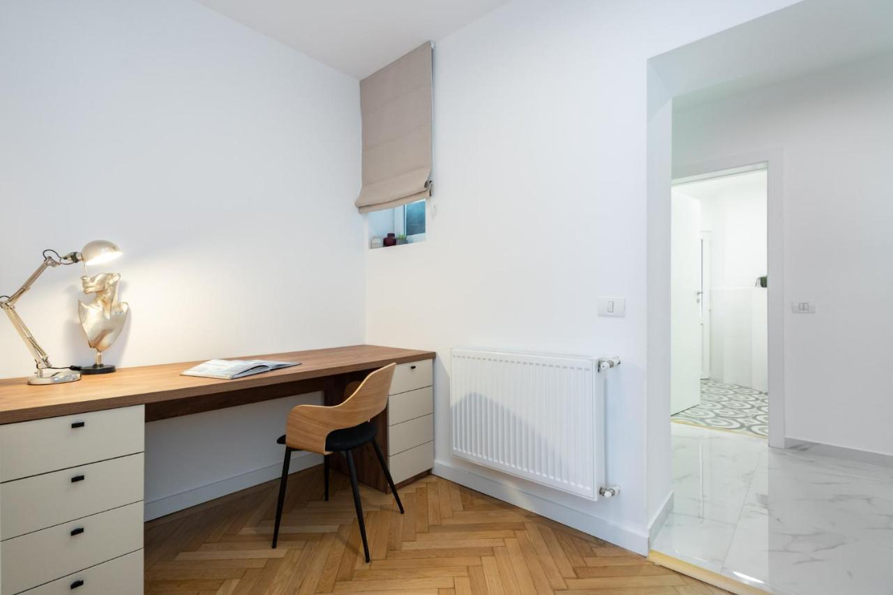 Old Town Bucharest, Luxury 2 Bedrooms Apartment Bukarest